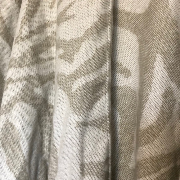 Beige Shawl - Picture 2 of 3